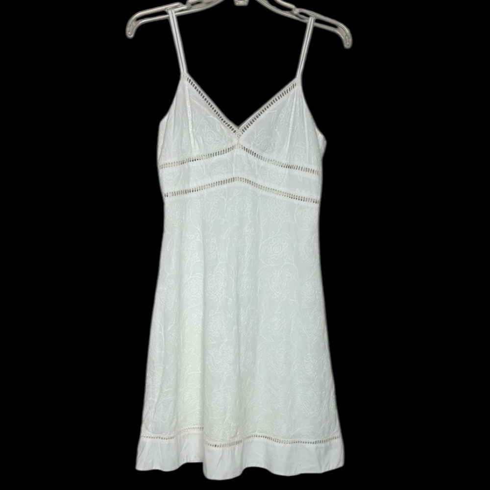 BCBGMAXAZRIA White Embroidered Spaghetti Strap Y2K Babydoll Girlygirl Dress 2